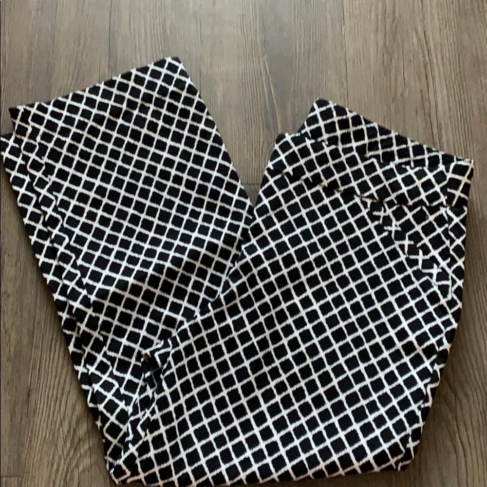Stretchy Material Capris